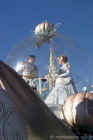Magic Kingdom Parade 2005-161.jpg (90401 bytes)