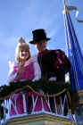 Magic Kingdom Parade 2005-175.jpg (115819 bytes)