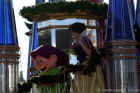 Magic Kingdom Parade 2005-183.jpg (117418 bytes)