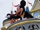 Hong Kong Disneyland 157.jpg (111961 bytes)