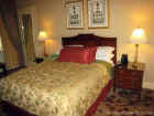 Waldorf Astoria New York Room 02.jpg (147241 bytes)