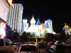 Las Vegas At Night 01.JPG (148001 bytes)